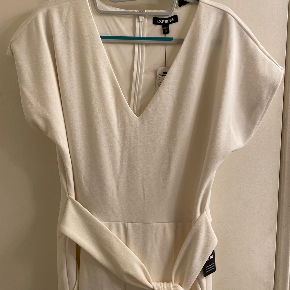 New off white jumpsuit size M